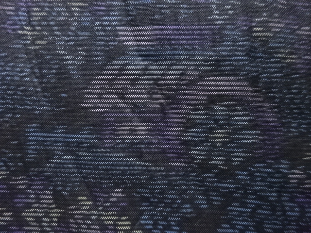 アンティーク　水車小屋模様織り出し本場泥大島紬着物